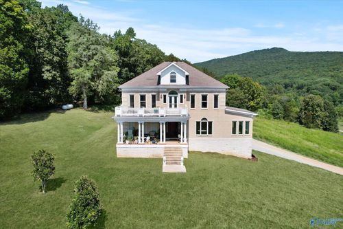 129 Victorian Rose Ln, Gurley, AL, 35748-8981 | Card Image