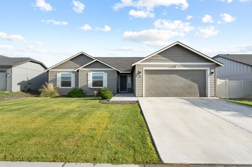 614 Forsell Rd, Grandview, WA, 98930-9260 | Card Image
