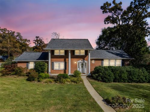 101 Bent Creek Ranch Rd, Asheville, NC, 28806-9521 | Card Image