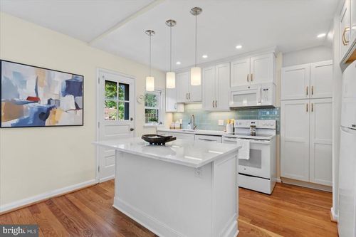 4519 34th St S, ARLINGTON, VA, 22206-1914 | Card Image