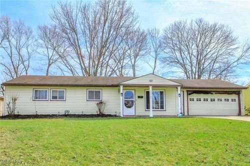 24160 Sherborne Rd, Bedford Heights, OH, 44146-4049 | Card Image