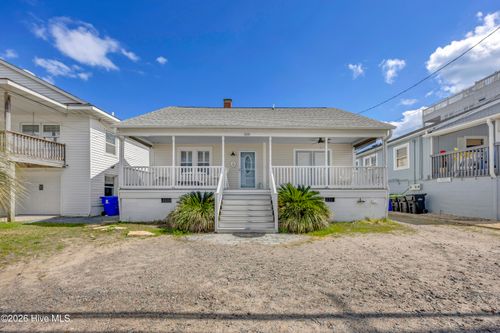 510 Canal Dr, Carolina Beach, NC, 28428-6127 | Card Image