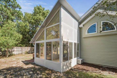 2189 Bellmeade Cir, Navarre, FL, 32566 | Card Image