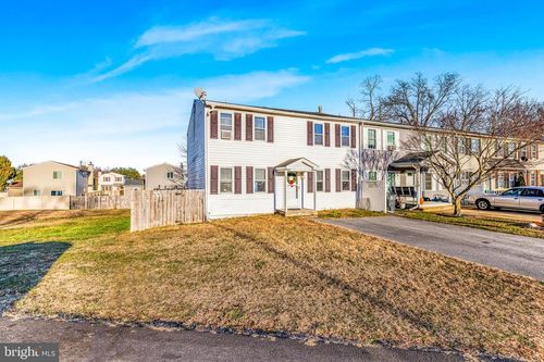 37 Heron Ct, Newark, DE, 19702-4212 | Card Image