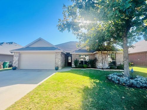 3921 Caroline Ln, San Angelo, TX, 76904-7828 | Card Image