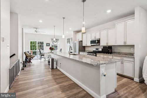 45429 Englewood Way, CALIFORNIA, MD, 20619-3511 | Card Image