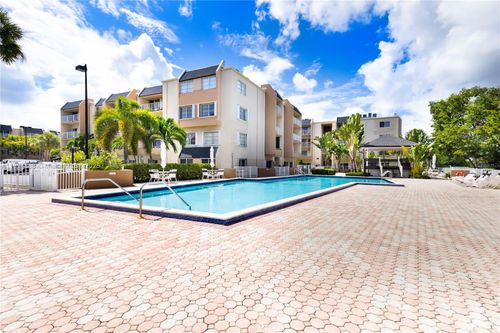 apt-324-7725 Sw 86th St, Miami, FL, 33143-7260 | Card Image