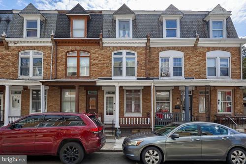 814 Master St, READING, PA, 19602-2746 | Card Image
