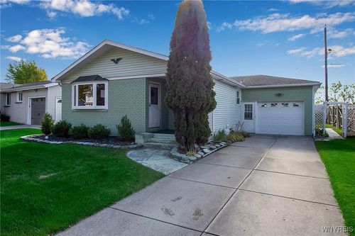 319 S Creek Dr, Depew, NY, 14043-1825 | Card Image