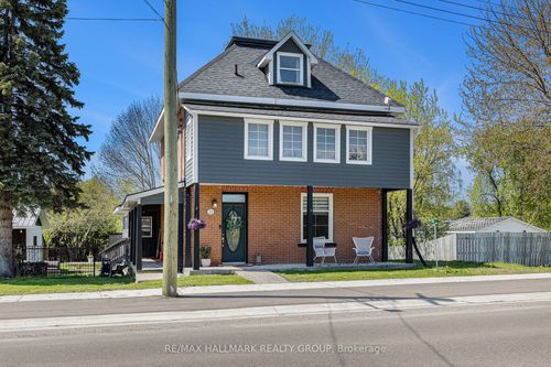 33 River Rd, Arnprior, ON, K7S1R3 | Card Image