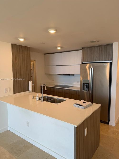 apt-902-600 Ne 27th St, Miami, FL, 33137-5092 | Card Image
