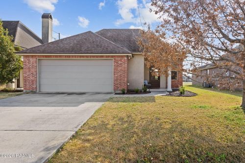 300 Overbrook Dr, Broussard, LA, 70518-4986 | Card Image