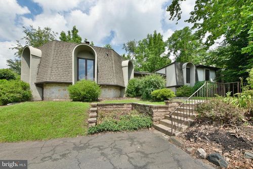 611 Church Rd, Elkins Park, PA, 19027-1405 | Card Image