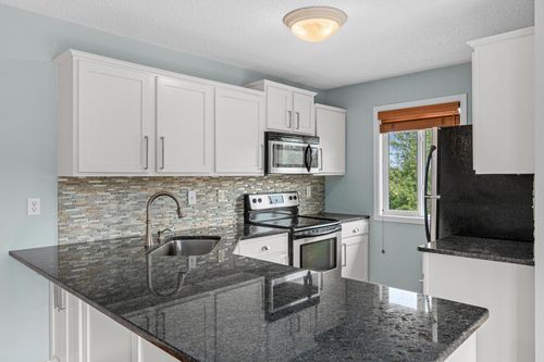 44-5686 Otter View Trl, White Bear Lake, MN, 55110-2295 | Card Image