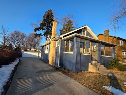 634 Ridgeland Ave, Waukegan, IL, 60085-2968 | Card Image