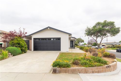 912 San Patricio Dr, Monterey Park, CA, 91755-5835 | Card Image