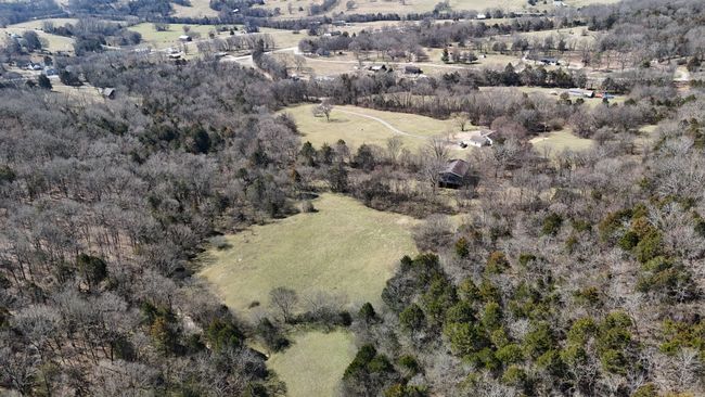 10585 Highway 25 E, House other with 3 bedrooms, 2 bathrooms and 2 parking in Hartsville TN | Image 47