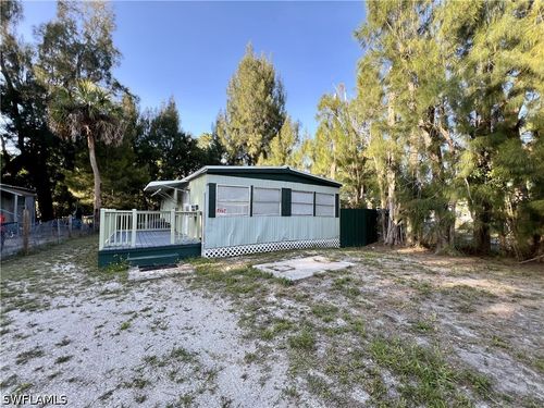 334 Capitol St, NORTH FORT MYERS, FL, 33903-2811 | Card Image
