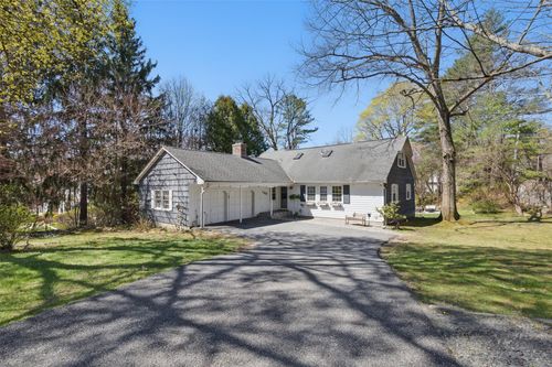 140 Fuller Rd, Briarcliff Manor, NY, 10510-1328 | Card Image
