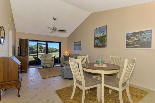 APT-5 - 927 Capri Isles Blvd, Condo with 2 bedrooms, 2 bathrooms and null parking in VENICE FL | Image 12