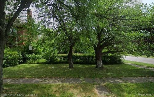 759 Atkinson St, Detroit, MI, 48202-1554 | Card Image