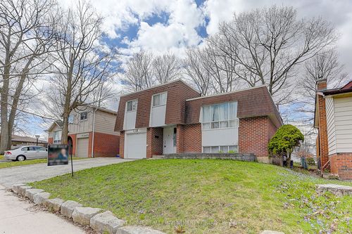 143 Springdale Dr, Barrie, ON, L4M4Y1 | Card Image