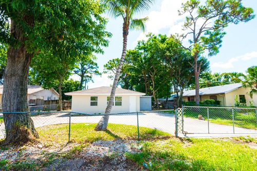 3652 Alexander Ct, Lake Worth, FL, 33463-3402 | Card Image