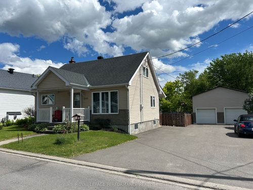1245 S Alma Street S, Clarence Rockland, ON, K4K1C5 | Card Image