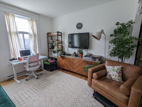 2570 Rue Sheppard, Montréal, QC, H2K3L2 | Card Image