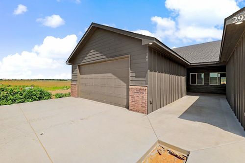 2919 W Taft Ct, Wichita, KS, 67209 | Card Image