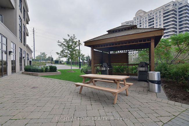 909 - 9225 Jane St, Condo with 2 bedrooms, 2 bathrooms and 4 parking in Vaughan ON | Image 34