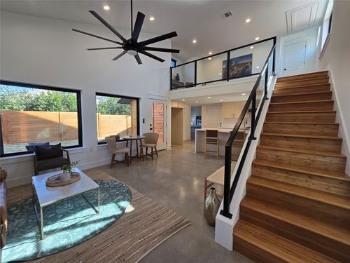 2-5305 Grover Ave, Austin, TX, 78756-2112 | Card Image
