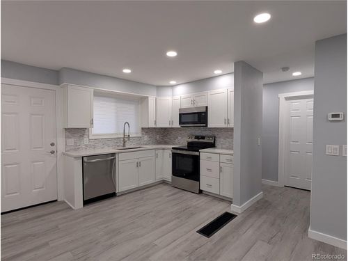 unit-115-4460 S Pitkin St, Aurora, CO, 80015-2716 | Card Image