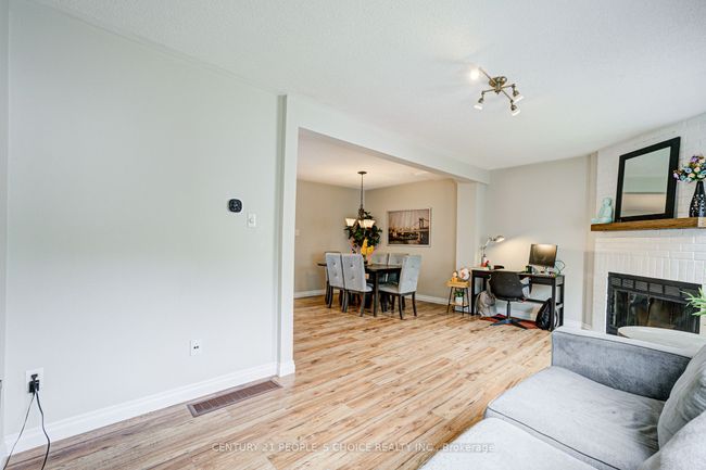 83 Corey Cir, Condo with 3 bedrooms, 3 bathrooms and 1 parking in Georgetown ON | Image 18
