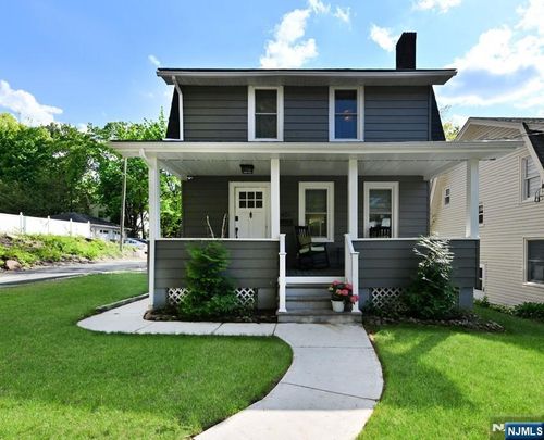 401 Chestnut St, Nutley, NJ, 07110-2258 | Card Image
