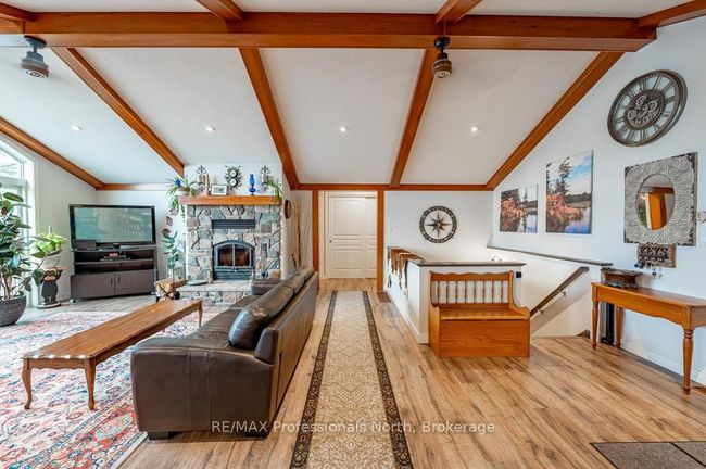 1325 Claude Brown Rd, House other with 3 bedrooms, 2 bathrooms and 3 parking in Minden ON | Image 7