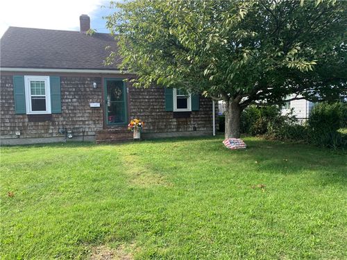 51 Wasaga Rd, Pawtucket, RI, 02861-2520 | Card Image