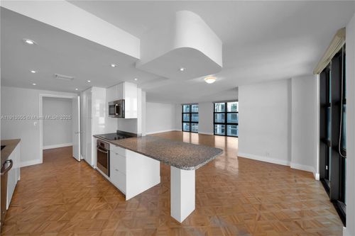 apt-a1107-1111 Crandon Blvd, Key Biscayne, FL, 33149-2619 | Card Image