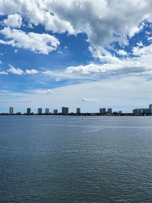 apt-502-801 Lake Shore Dr, Lake Park, FL, 33403-2927 | Card Image