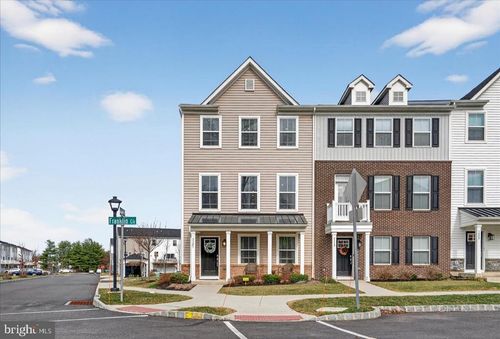 5121 Franklin Cir, PIPERSVILLE, PA, 18947-1840 | Card Image