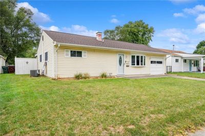 284 Marchmont Drive, House other with 3 bedrooms, 1 bathrooms and null parking in Fairborn OH | Image 2