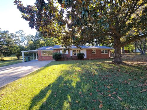 950 Karen Rd, Montgomery, AL, 36109-4738 | Card Image
