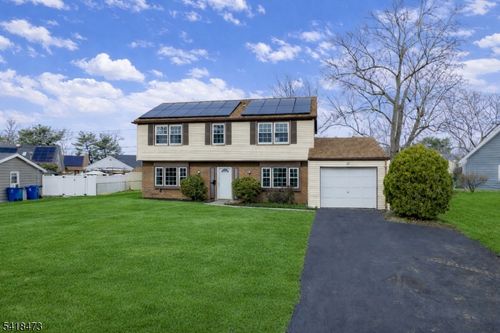 27 Harper Ln, Willingboro, NJ, 08046-1711 | Card Image