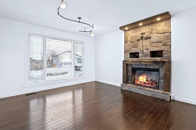 122 Leigh Cres, House detached with 6 bedrooms, 3 bathrooms and 3 parking in Fort Mcmurray AB | Image 2