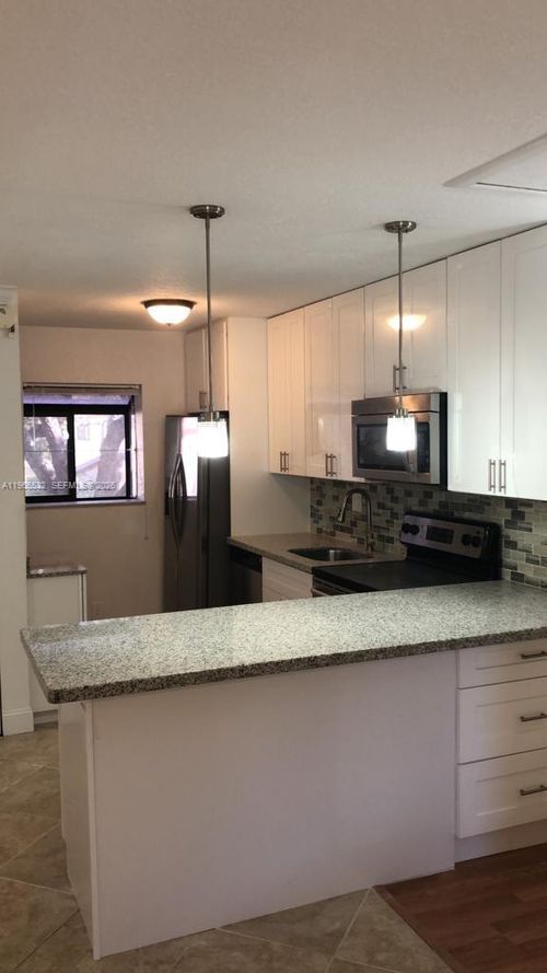 apt-203-104 Gardens Dr, Pompano Beach, FL, 33069-0902 | Card Image