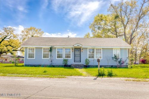 4818 Mcinnis Avenue, Moss Point, MS, 39563 | Card Image