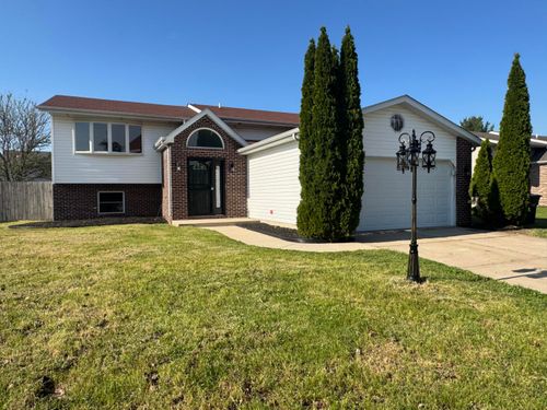 7396 Kestrel St, Hobart, IN, 46342-6951 | Card Image