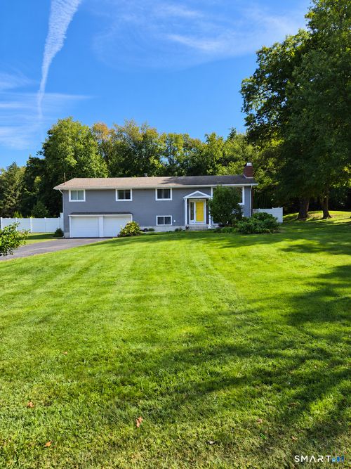 16 Corrine Dr, Prospect, CT, 06712-1145 | Card Image