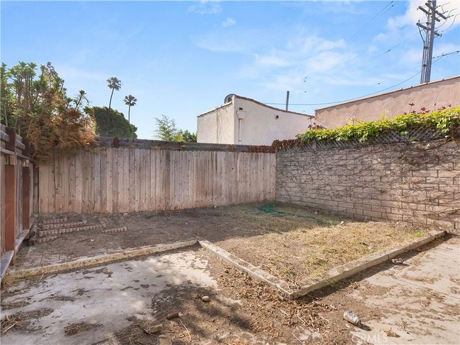1406 Argonne Ave, Home with 1 bedrooms, 1 bathrooms and null parking in Long Beach CA | Image 14