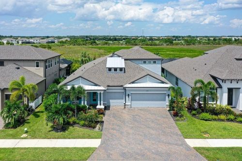 5620 Soft Skies Dr, SARASOTA, FL, 34238-3515 | Card Image